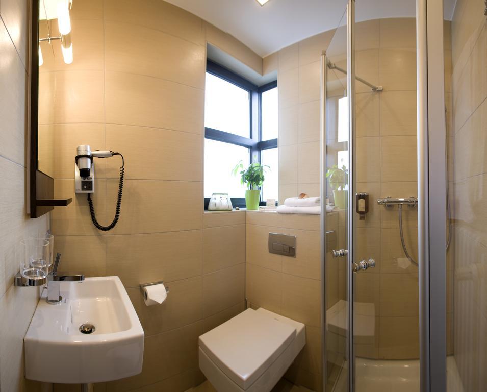 Design Hotel Zollamt Кайзерслаутерн Екстериор снимка