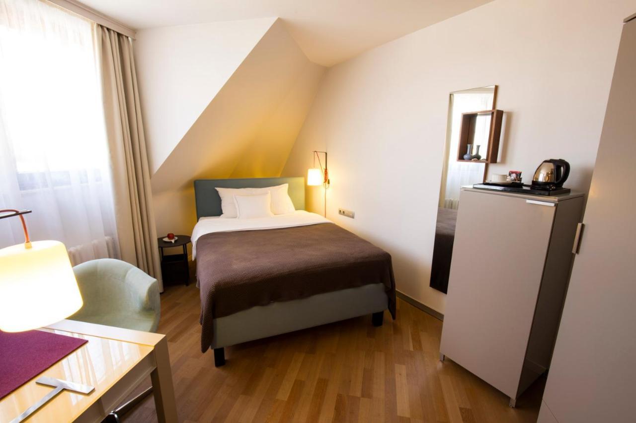 Design Hotel Zollamt Кайзерслаутерн Екстериор снимка
